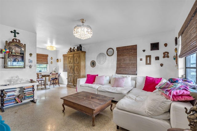 3 of 33 - 1310 W 36th St, Hialeah, FL