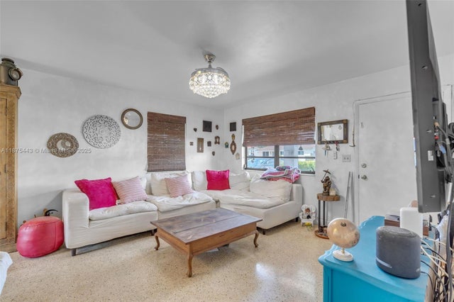 4 of 33 - 1310 W 36th St, Hialeah, FL