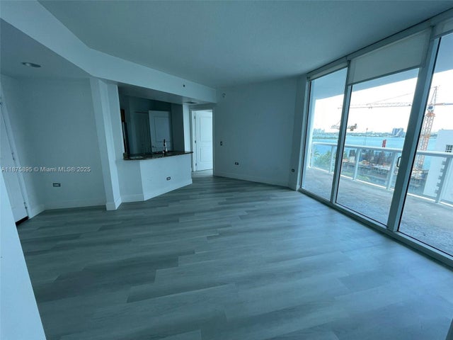 3 of 22 - 480 Ne 30th St 1403, Miami, FL