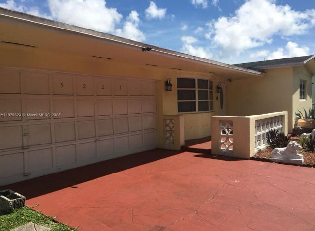 2 of 24 - 5221 Washington St, Hollywood, FL