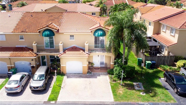 2 of 44 - N/A, Miami, FL