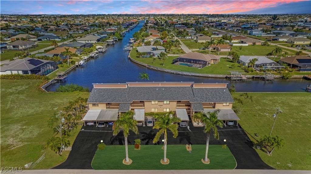 1003 Sw 47th Ter 201, CAPE CORAL
