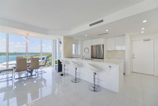 5 of 24 - 10275 Collins Ave 731, Bal Harbour, FL