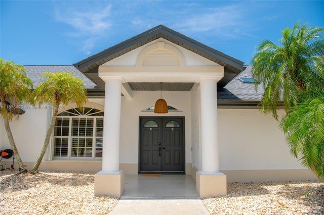 5 of 64 - 1010 Joyce Ct, Venice, FL