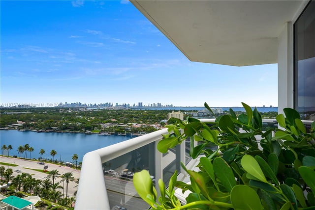 4 of 39 - 4779 Collins Ave 1805, Miami Beach, FL