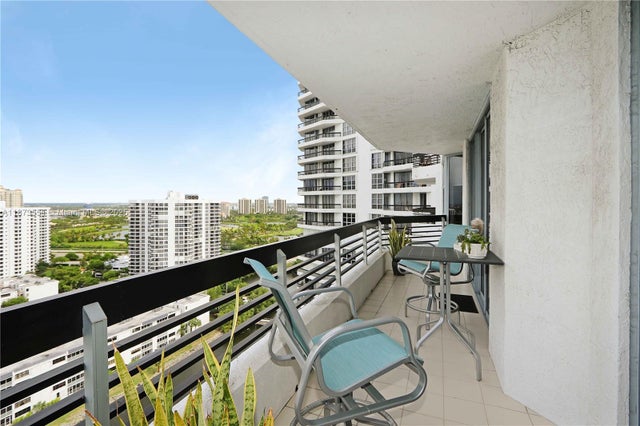 5 of 33 - N/A, Aventura, FL