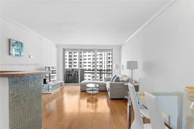 5 of 19 - 1500 Bay Rd 866s, Miami Beach, FL