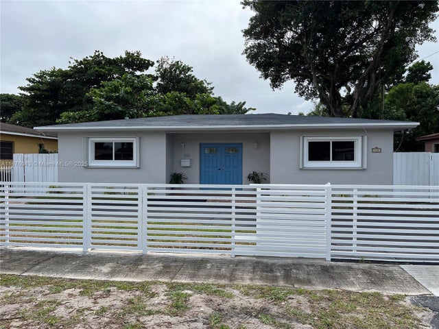 3 of 36 - 550 Ne 174th St, North Miami Beach, FL