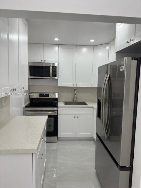 1 of 6 - 2905 Pierce St 10, Hollywood, FL