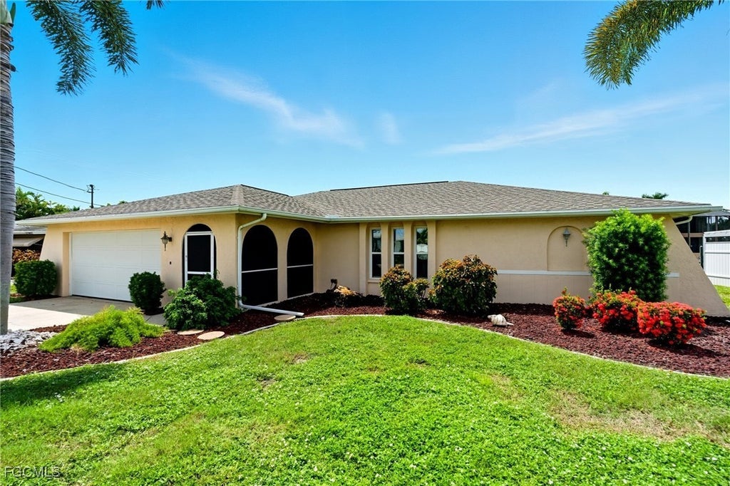 5252 Seminole Ct, CAPE CORAL