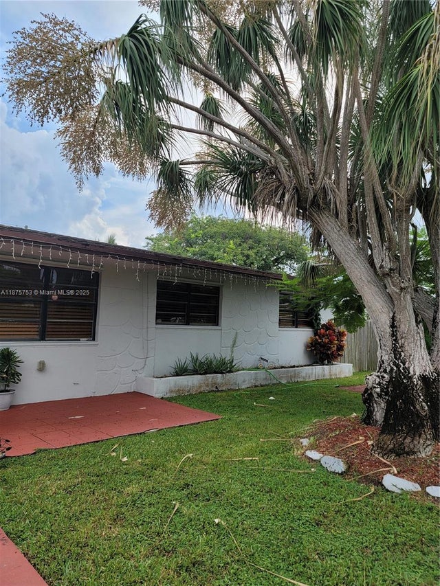 3 of 29 - 853 Sw 3rd St, Florida City, FL