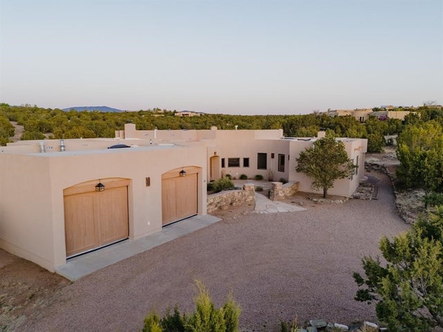 48 Sundance Drive, Santa Fe