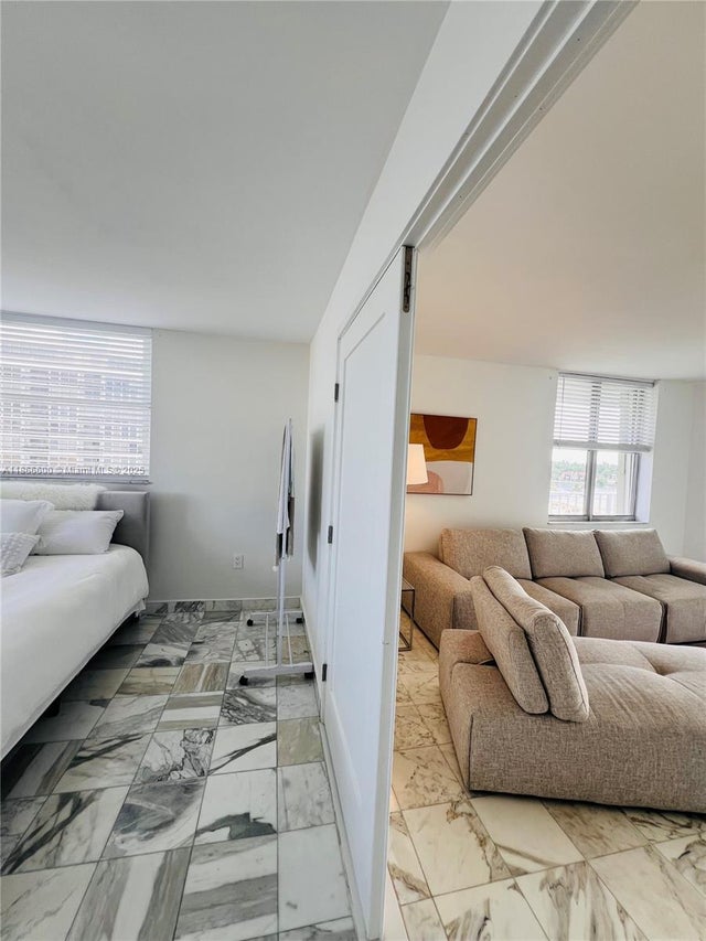 5 of 30 - 6900 Bay Dr 7d, Miami Beach, FL
