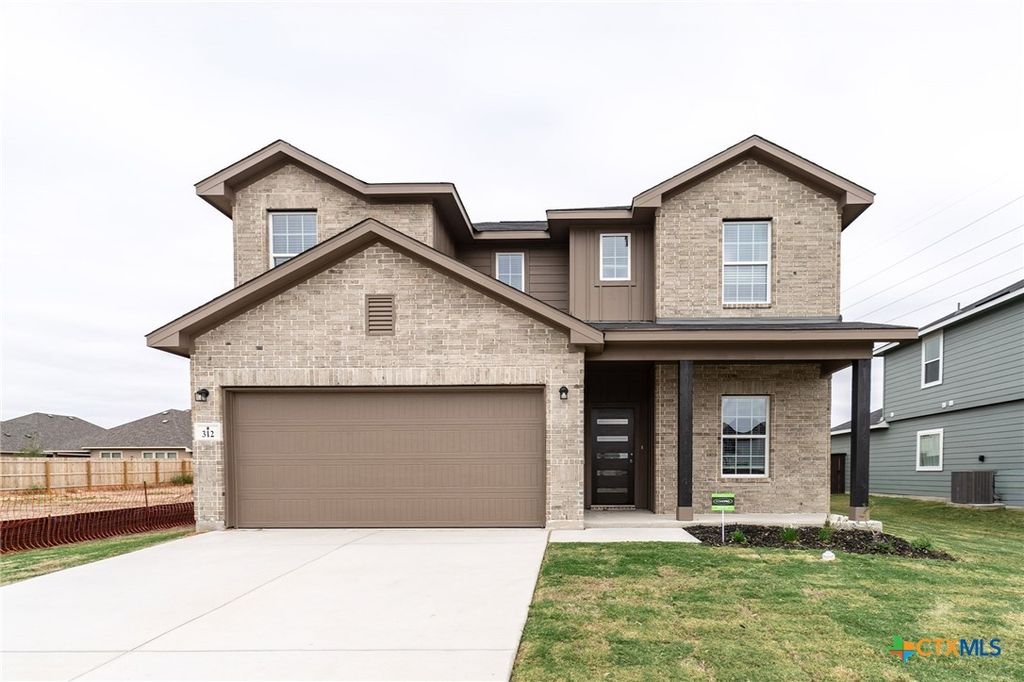 312 Ivy Roads, Seguin