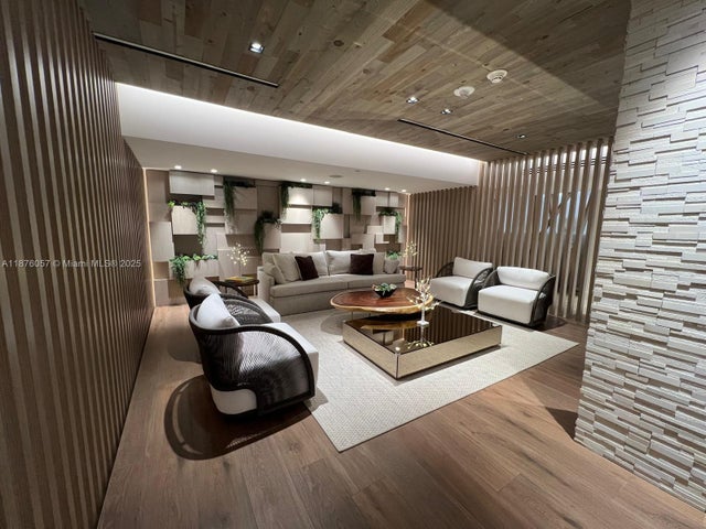 4 of 28 - 2301 Collins Ave 632, Miami Beach, FL