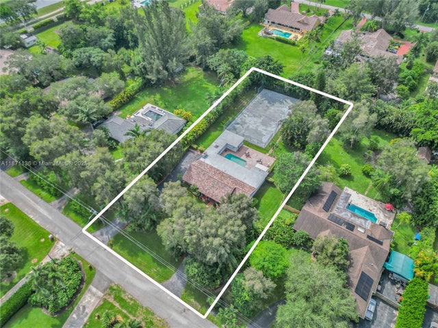1 of 79 - 11300 Shady Lane, Plantation, FL
