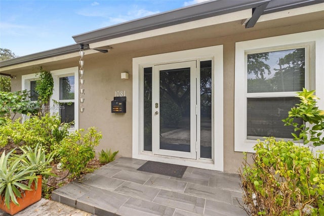 2 of 23 - 1081 Ne 132nd St, North Miami, FL