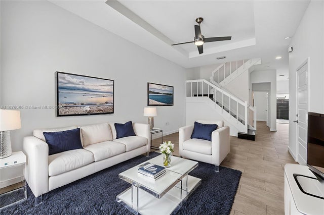 4 of 69 - 17606 Sw 149th Pl 17606, Miami, FL