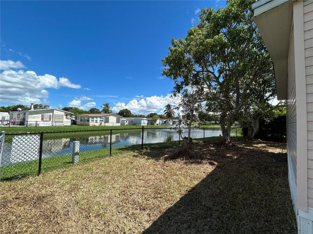 2 of 58 - 35250 Sw 177th Court #166, Homestead, FL