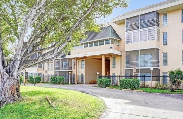 2 of 10 - 4848 Nw 24th Ct 232, Lauderdale Lakes, FL