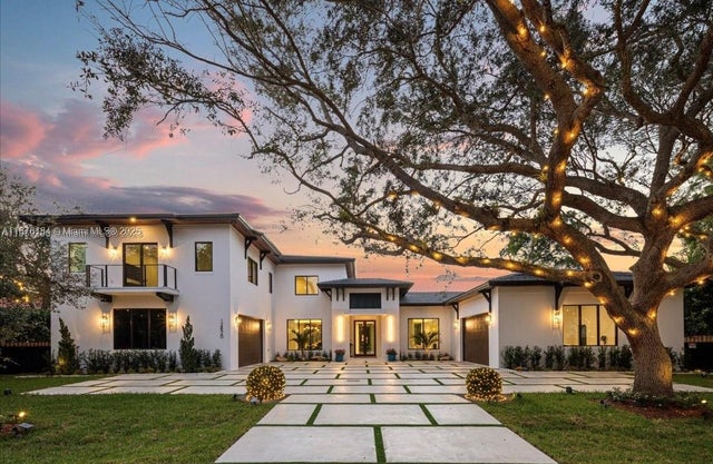 1 of 77 - 12820 Sw 80th Ave, Pinecrest, FL