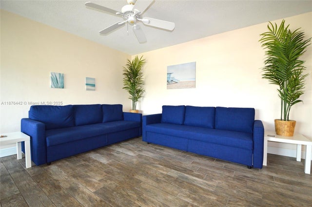 2 of 20 - 1451 N 12th Ct 8b, Hollywood, FL