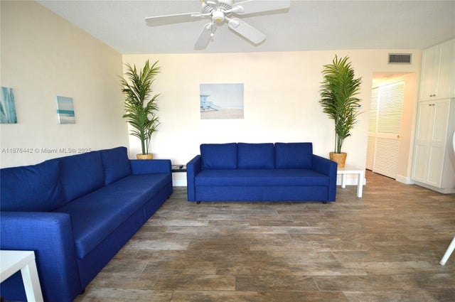 3 of 20 - 1451 N 12th Ct 8b, Hollywood, FL