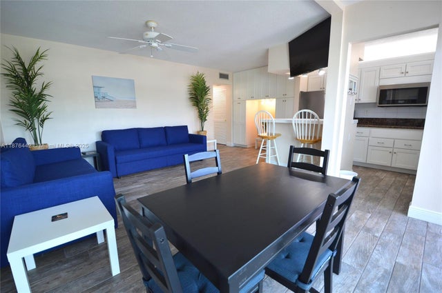 4 of 20 - 1451 N 12th Ct 8b, Hollywood, FL