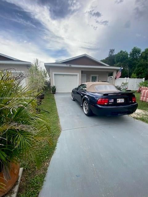 1 of 6 - 1100 Gigon Ct, Sebring, FL