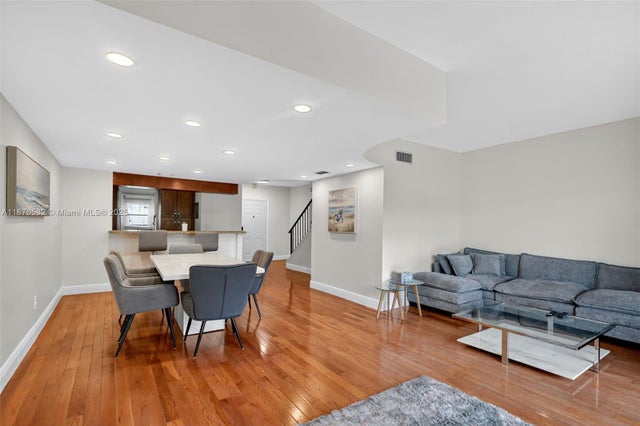 3745 Ne 171st St 57, North Miami Beach