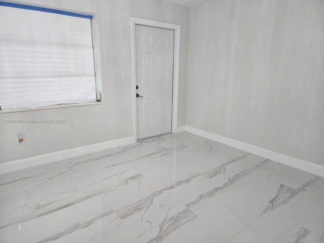 4 of 15 - 6400 Meade St, Hollywood, FL