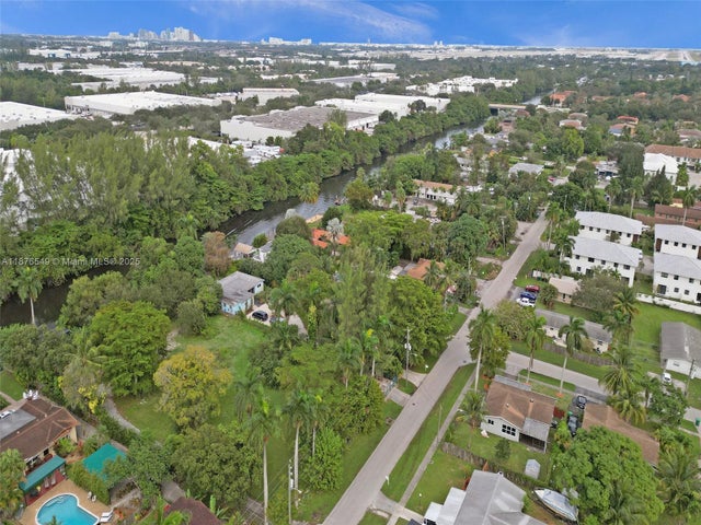 3 of 58 - 3291 Sw 44th St, Dania Beach, FL