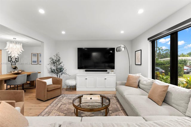 4 of 55 - 10560 Ne 2nd Ct, Miami Shores, FL