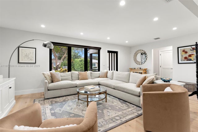 5 of 55 - 10560 Ne 2nd Ct, Miami Shores, FL