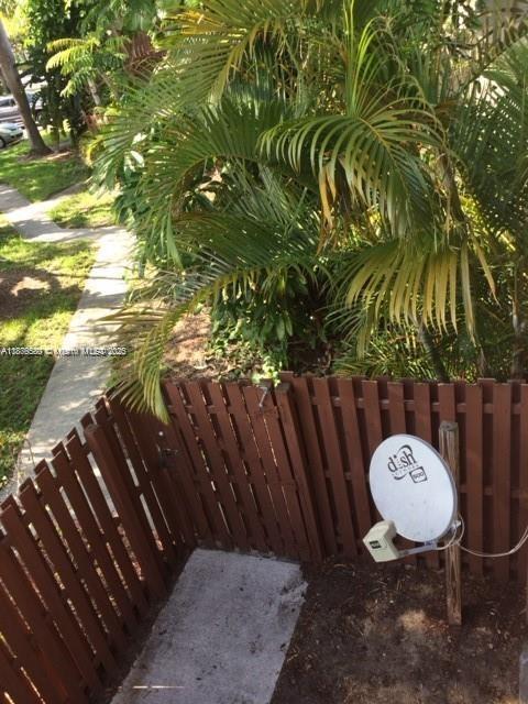 4 of 20 - 17 Crossings Cir E, Boynton Beach, FL