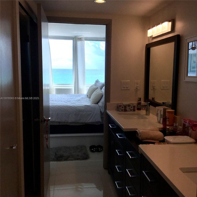 3 of 22 - 7135 Collins Ave 1022, Miami Beach, FL