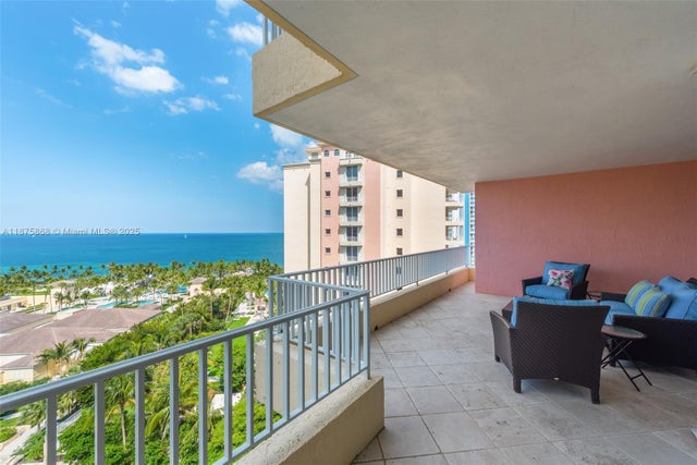 3 of 33 - 789 Crandon Blvd 1202, Key Biscayne, FL