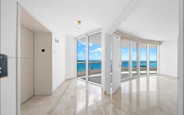 5 of 23 - 1643 Brickell Ave 1002, Miami, FL