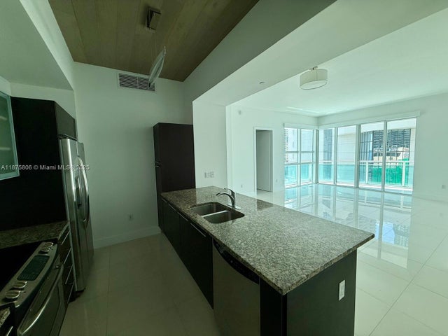 2 of 23 - 951 Brickell Ave 1010, Miami, FL
