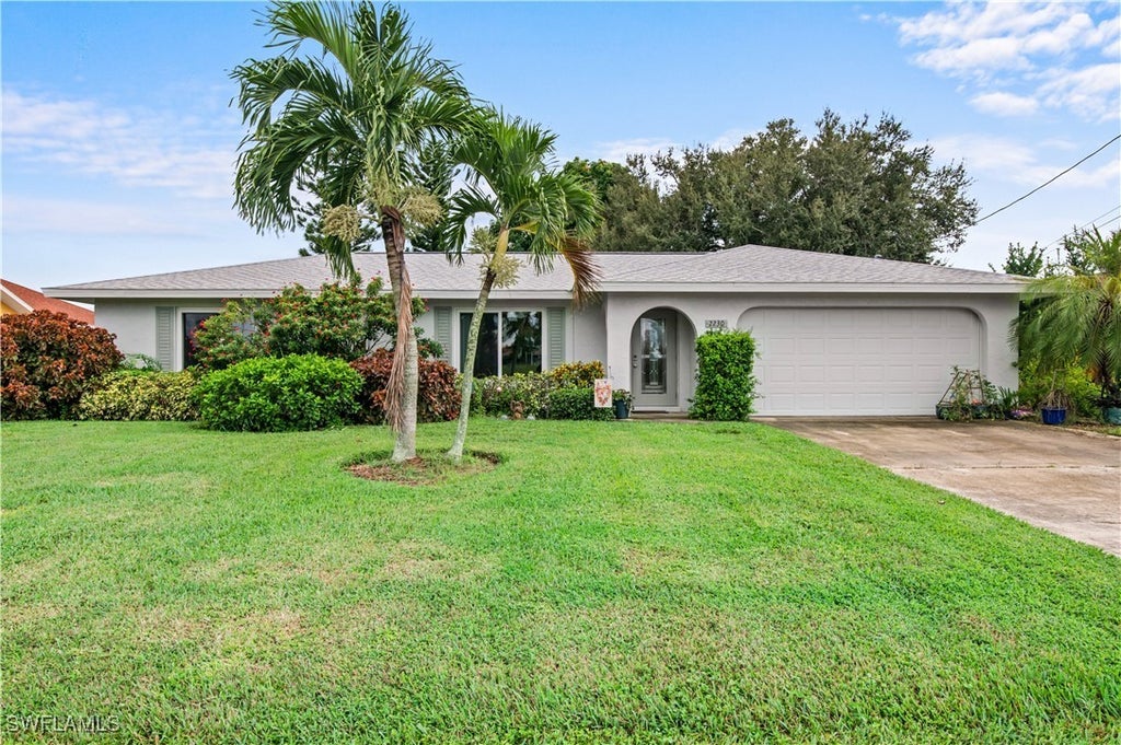 2230 Se 27th Ter, Cape Coral