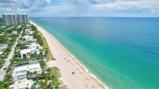 2 of 28 - 3008 Center Ave, Fort Lauderdale, FL