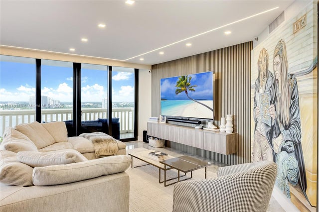 4 of 21 - 2000 Island Blvd 2507, Aventura, FL