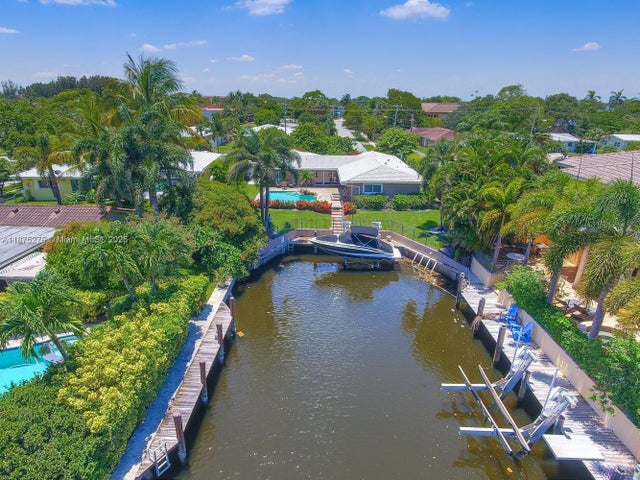 2 of 28 - 7050 Ne 7th Ave, Boca Raton, FL