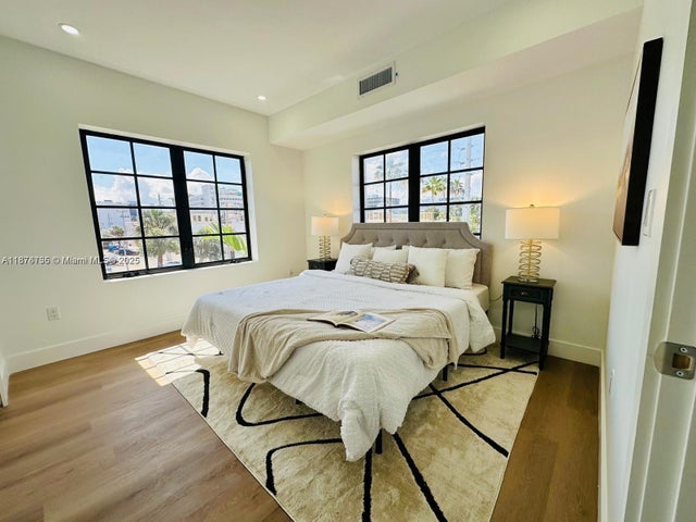 1 of 6 - 1619 Jefferson Ave 203, Miami Beach, FL