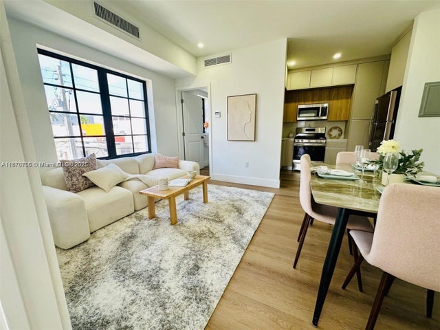 4 of 6 - 1619 Jefferson Ave 203, Miami Beach, FL