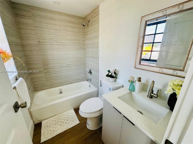 5 of 6 - 1619 Jefferson Ave 203, Miami Beach, FL
