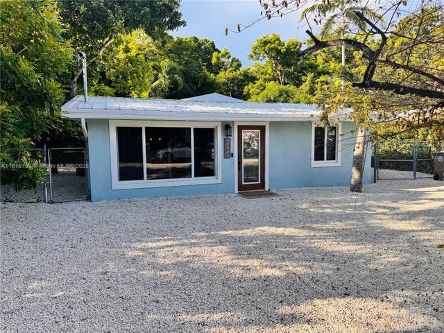 5 of 20 - 217 Gasparilla Dr, Key Largo, FL