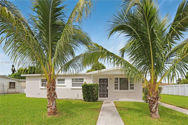 1 of 24 - 14700 Sw 105th Ct, Miami, FL