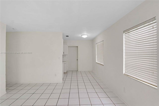 5 of 24 - 14700 Sw 105th Ct, Miami, FL