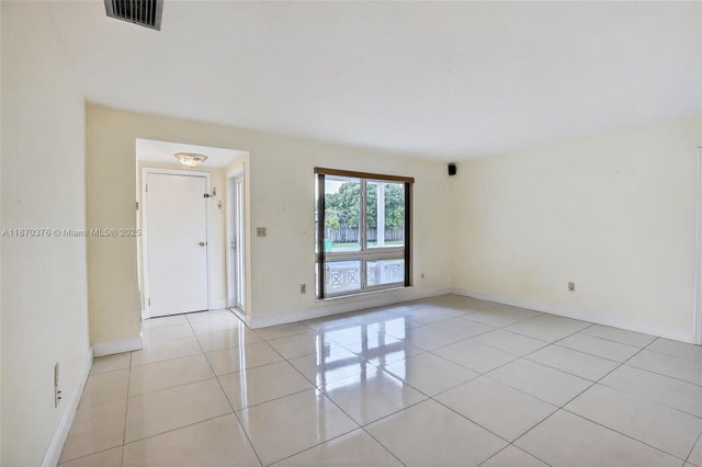 3 of 37 - 2849 Nw 87th Ave, Sunrise, FL